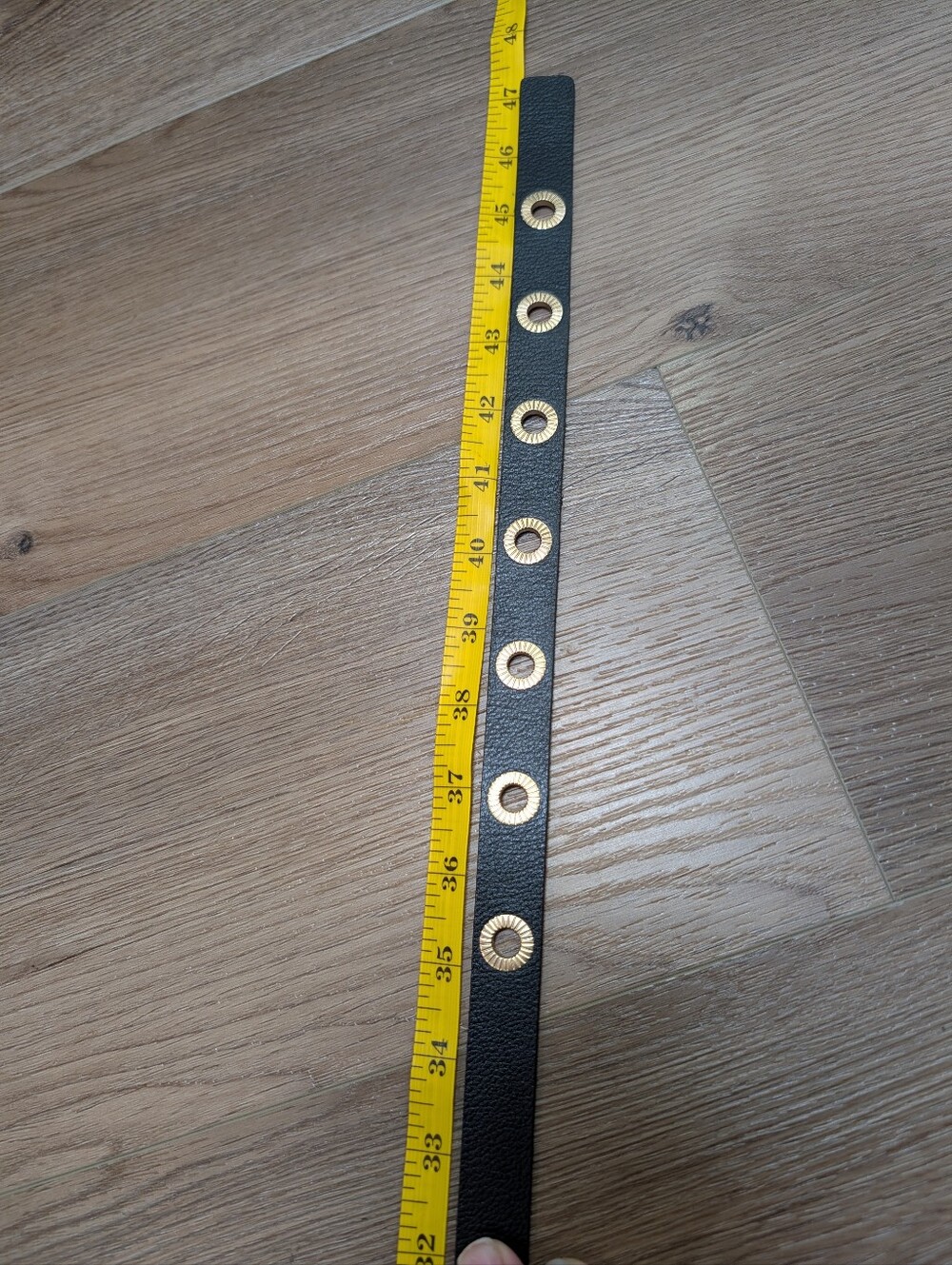 All Saints Textured Eyelet Belt Black Brass Leather XL NWT - Picture 4 of 4